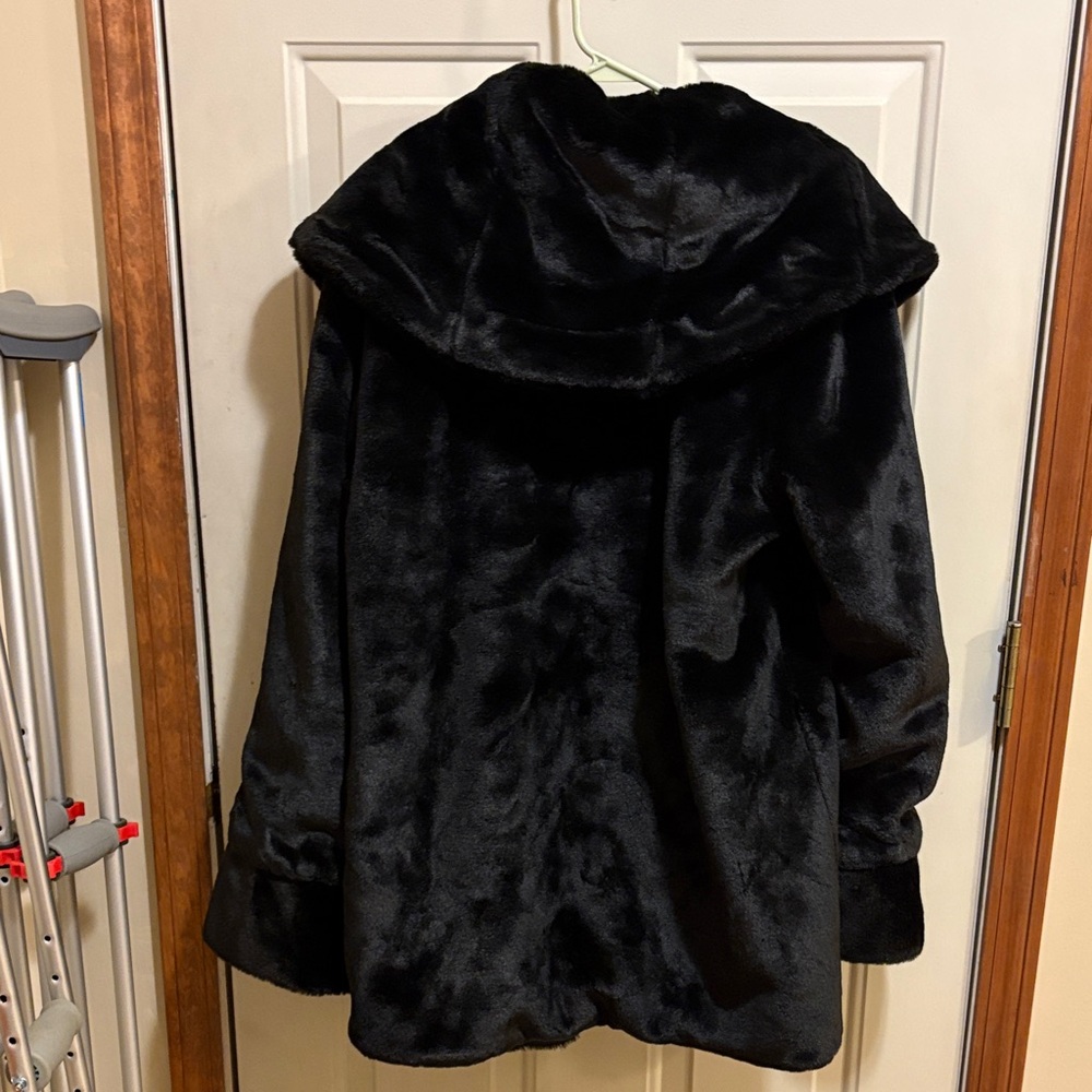 Dennis Basso Black Polyester Reversible Outerwear - Picture 3 of 4